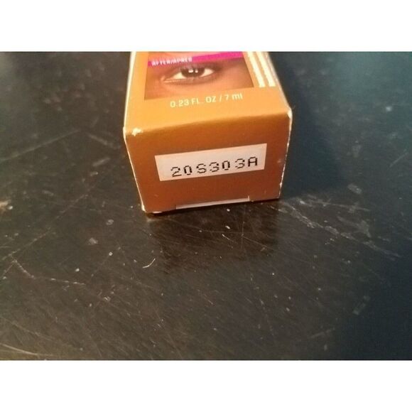 #52 Warm Olive Maybelline Super Stay Full Coverage Under-Eye Concealer - Picture 6 of 7